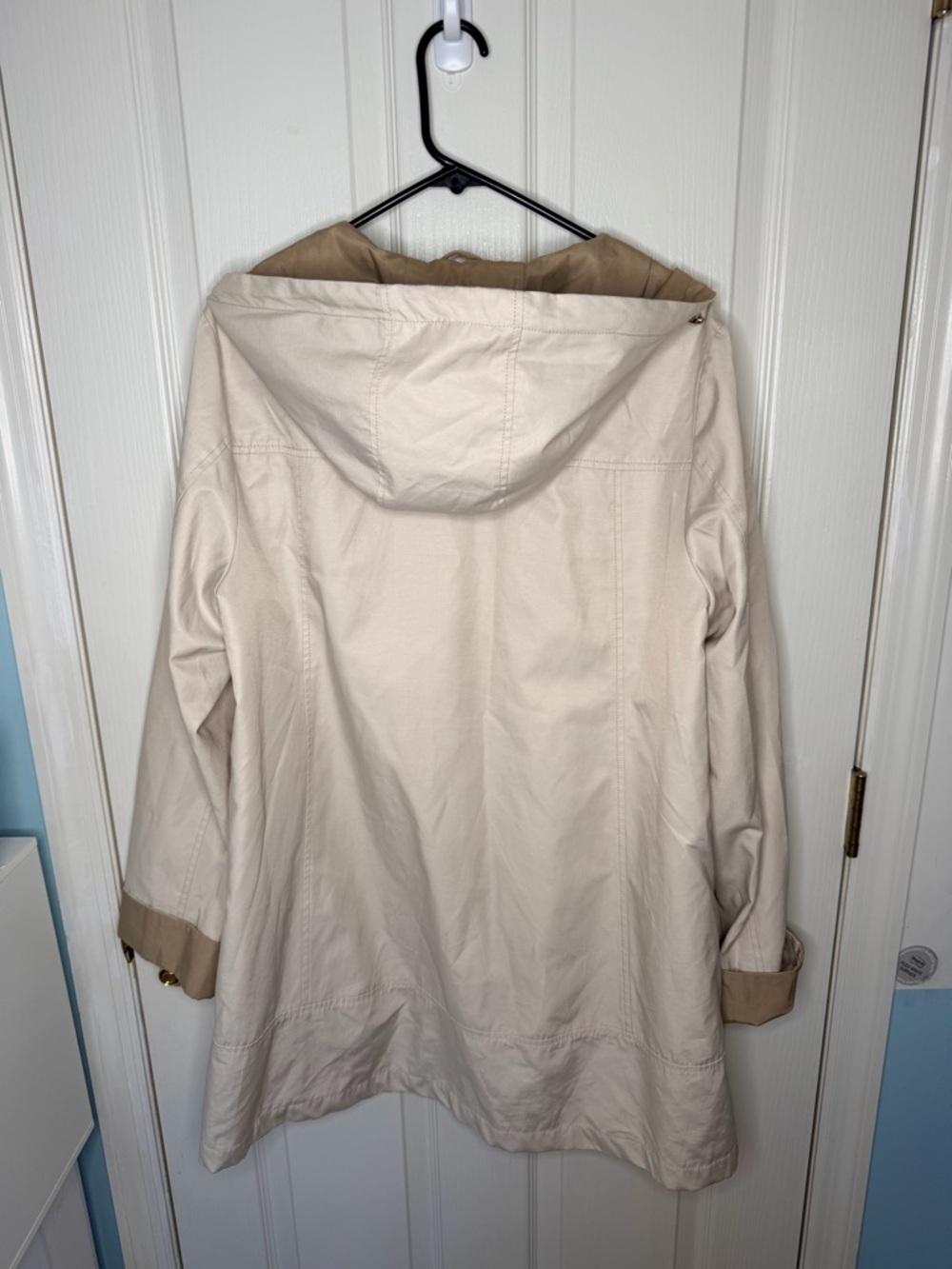 Jones New York Two-Tone Cream and Tan Hooded Waterproof Trench Coat - Picture 3 of 11